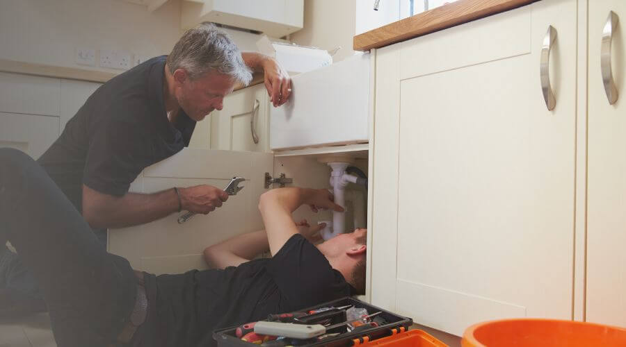 Professional sink repair in Farnhamville, IA